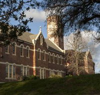 Saint Clement's Retreat and Conference Centre - Sydney Resort