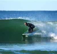 Surfaris Surf Camp - Sydney 4u