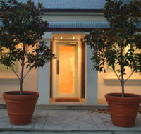 Australian Galleries - Roylston Street - Accommodation Sydney
