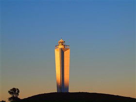 Cape Jervis Lighthouse - Sydney 4u 0
