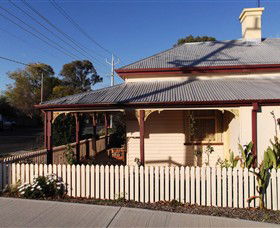 Former Customs Officers Residence - Accommodation Sydney 1