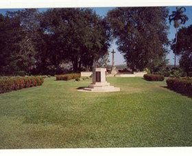 Adelaide River War Cemetery - Sydney 4u 3