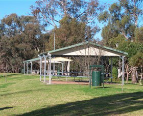 Gum Bend Lake - Accommodation Sydney 2