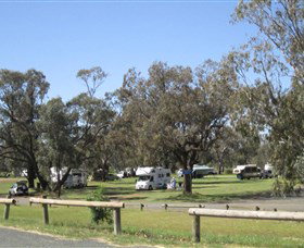 Gum Bend Lake - Accommodation Sydney 6