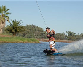 Gum Bend Lake - Accommodation Sydney 8