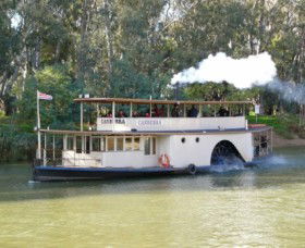 Paddlesteamer Canberra - Sydney 4u 0