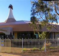 McFeeters Motor Museum and Visitor Information Centre - Accommodation Sydney