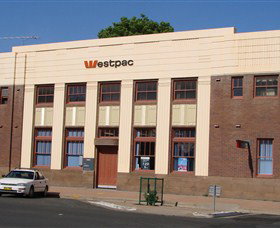 Moree Heritage And Art Deco Guided Walk - Sydney Resort 2