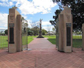 Goondiwindi War Memorial - Accommodation Sydney 0