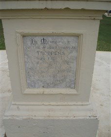 The Coronation Lamp Memorial - Accommodation Sydney 2