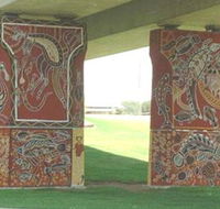 Cowra Bridge Pylons - Accommodation Sydney