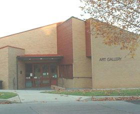 Cowra Regional Art Gallery - Accommodation Sydney 0