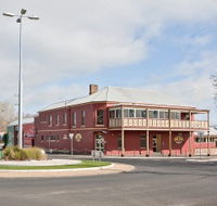 Kellys Rugby Hotel and Bottle Shop - Sydney 4u