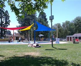 Manuka Pool - Accommodation Sydney 1