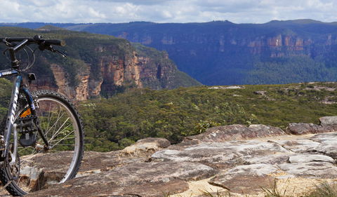 Mount Hay Road â€“ Leura - Sydney 4u 2