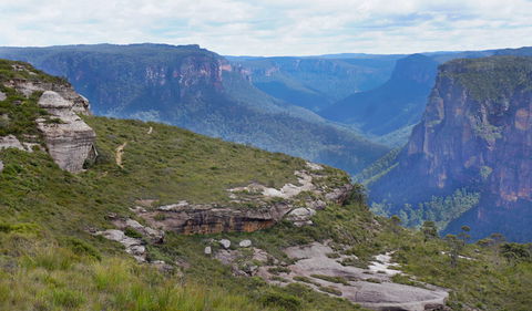 Mount Hay Road â€“ Leura - Sydney 4u 3