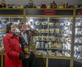 Bygone Beautys Treasured Teapot Museum And Tearooms - Sydney 4u 4