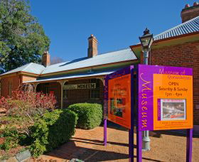 Queanbeyan Museum - Sydney 4u 0