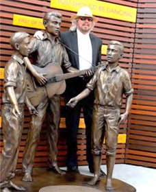 Bee Gees Way - Accommodation Sydney 1