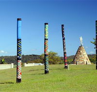 Maclean Tartan Power Poles - Accommodation Sydney