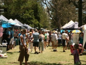 Coolangatta Art And Craft Markets - Accommodation Sydney 1