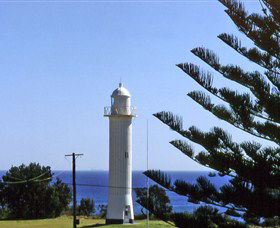 Yamba Lighthouse - Sydney 4u 1