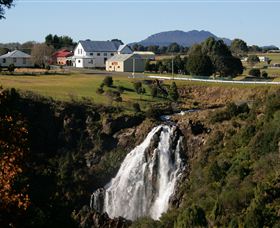 Waratah Falls - Sydney 4u 0