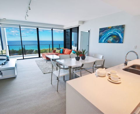 Ultra Broadbeach - Sydney 4u 1