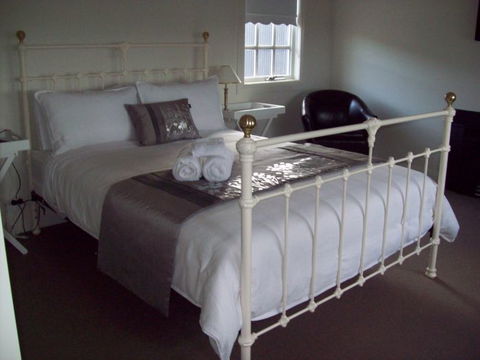Calgary Accommodation & Killara Accommodation - Sydney 4u 1