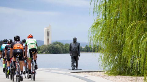 R G Menzies Walk - Sydney 4u 0