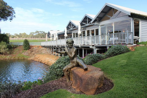 Private Custom Margaret River Tour - Sydney Resort 9