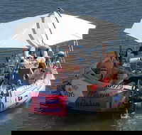 Adelaide 2-Hour BBQ Boat Hire for 10 People - Sydney 4u