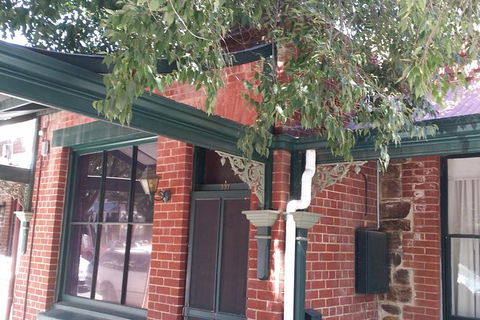 Adelaide Walking Tour: East End Escapade - Accommodation Sydney 3