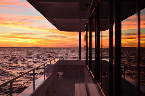 Hervey Bay Sunset Cruise - Sydney 4u 1