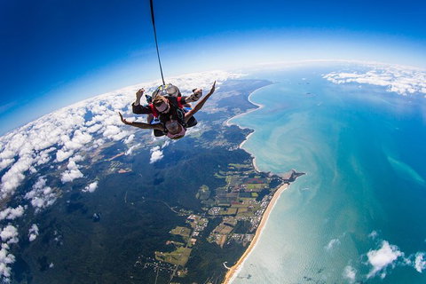 Beach Skydive From Up To 15000ft Over Mission Beach - Accommodation Sydney 4