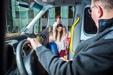 Cairns Airport (CNS) Departure Transfer (Port Douglas Hotels To Cairns Airport) - Sydney 4u 6