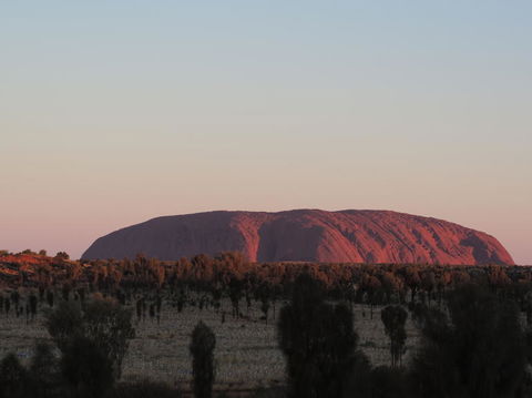 Uluru And Kata Tjuta Experience With BBQ Dinner - Sydney 4u 1