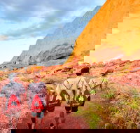 Uluru Sunrise and Guided Base Walk - Sydney 4u