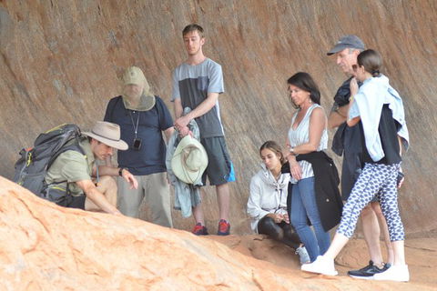 Uluru Small Group Tour Including Sunset - Sydney 4u 8