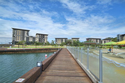 Darwin Hop-on Hop-off Bus Tour - Sydney 4u 10