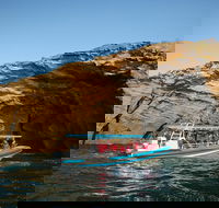 Hunter Coastal Adventure Tour by Boat from Newcastle - Sydney 4u