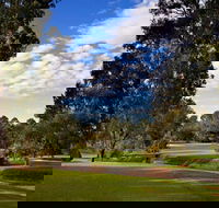 Commercial Golf Course - Sydney 4u