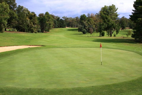 Commercial Golf Course - Sydney 4u 1