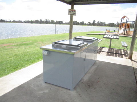 Gum Bend Lake - Accommodation Sydney 1