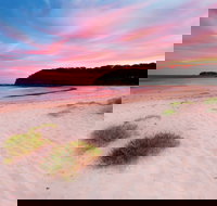 McKenzies Beach - Sydney Resort