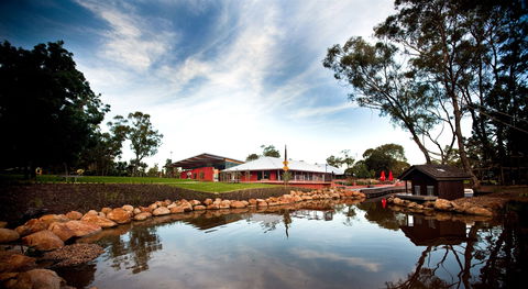 Savannah Visitor Plaza, Taronga Western Plains Zoo Dubbo - Accommodation Sydney 0
