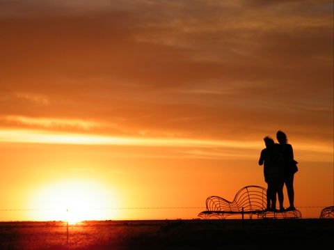 Hay Sunset Viewing Area - Accommodation Sydney 1