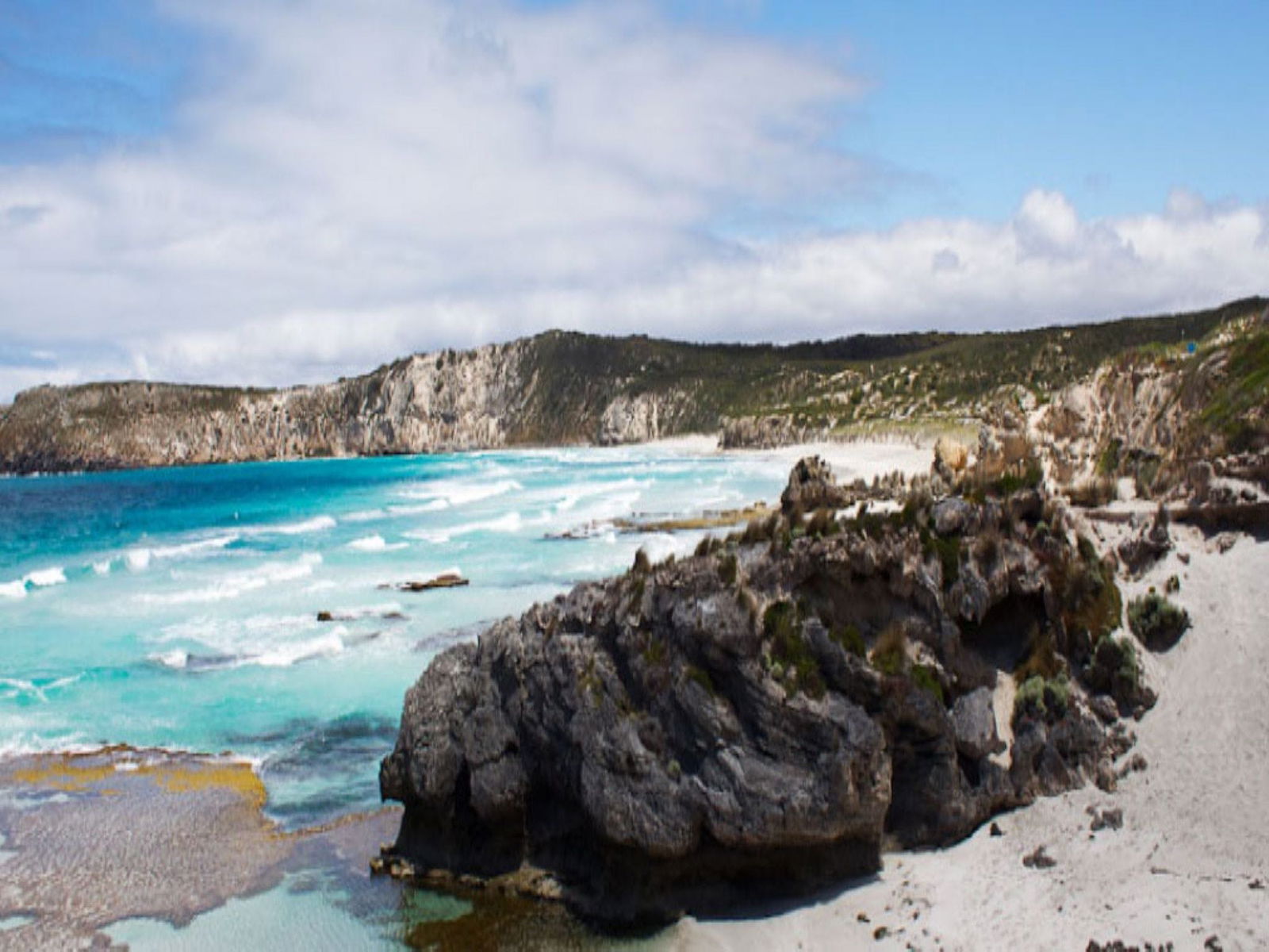 Middle River SA Accommodation Sydney