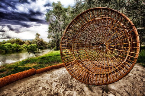 Wagirra Trail And Yindyamarra Sculpture Walk - Sydney 4u 1