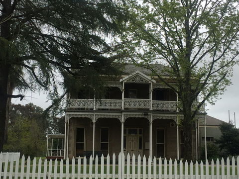 Benalla Heritage Trail - Sydney 4u 0